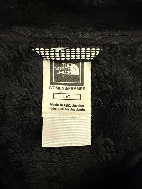 The North Face Black Plush Half-Zip Fleece Pullover - Picture 4 of 8
